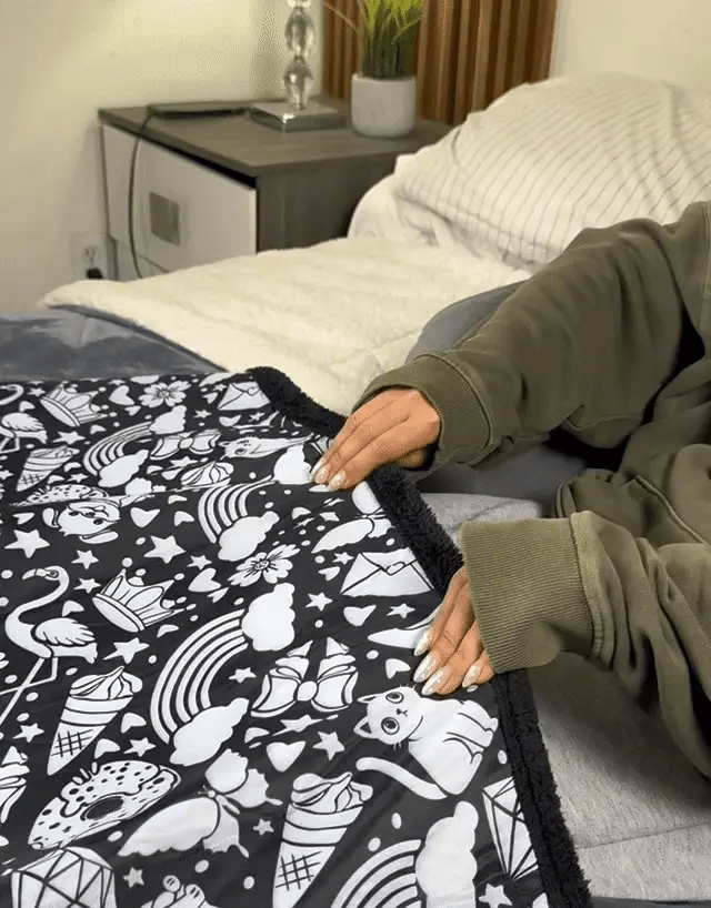 Is the blanket soft and cozy section background